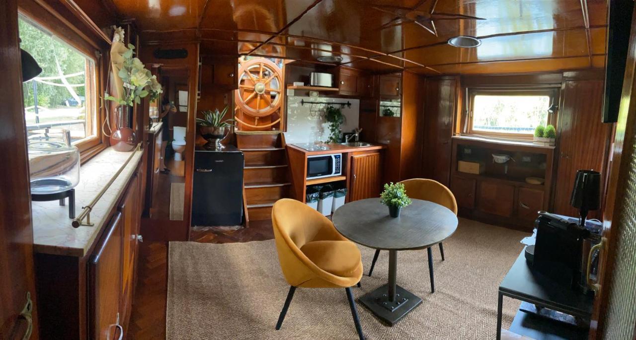 Studio Sur La Peniche Santa Julia A Chantilly Insolys Saint-Leu-dʼEsserent Zewnętrze zdjęcie